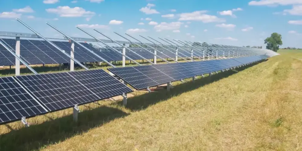 Structuri la Sol - Fermă fotovoltaică